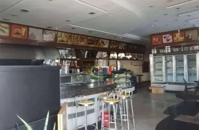 Excelente ponto comercial para restaurante, bar ou padaria de 180 metros no centro