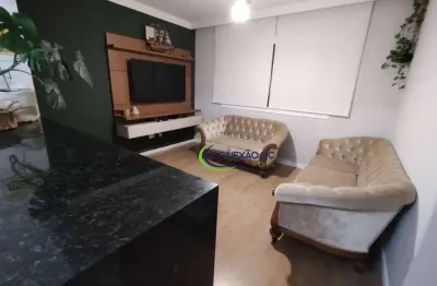 Apartamento todo reformado de 2 dormitórios com 1 vaga de garagem