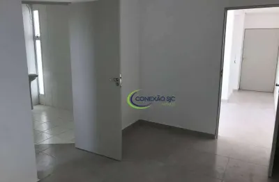 Apartamento adaptado para cadeirantes de 1 dormitório e 1 vaga de garagem descoberta.