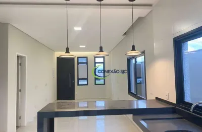 Sobrado novo em condomínio de 3 dormitórios com suíte, escritório e 2 vagas garagem cobertas