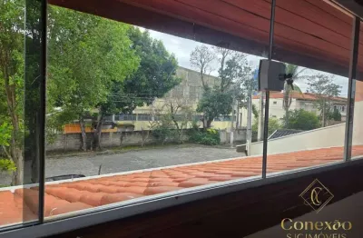 Casa com 3 dormitórios à venda, 200 m² por R$ 1.100.000,00 - Bosque dos Eucaliptos - São José dos Campos/SP