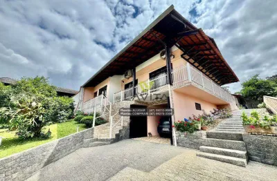 Casa com 3 dormitórios à venda, 220 m² por r$ 750.000 - itoupava central - blumenau/sc | la vita imóveis