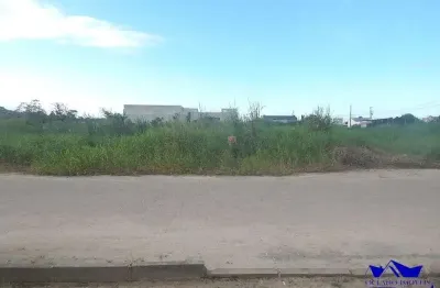Terreno de meio de quadra 540 m²,rua pavimentada balneario eliana