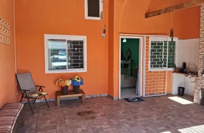 Casa com 2 quartos à venda na Avenida Vinte e Nove de Abril, 681, Balneário Eliane, Guaratuba