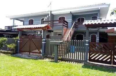 Casa com 8 quartos à venda na Rua Teixeira Soares, 74, Centro, Guaratuba