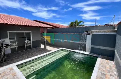 Imperdível! Casa à venda em Itanhaém-SP, Jardim Regina, 3 quartos, 1 suíte, 2 salas, 3 banheiros, 2 vagas, 100m². Venha conferir!