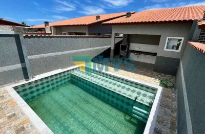 Imperdível Casa à Venda em Itanhaém-SP, Jardim Regina! 3 quartos, 1 suíte, 1 sala, 3 banheiros, 2 vagas, 100 m².
