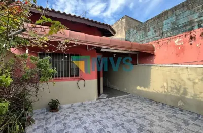 Imperdível oportunidade de adquirir uma casa de 2 quartos com suíte no bairro Savoy, Itanhaém-SP!