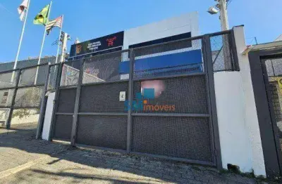 Galpão 280m² com divisórias,  04 banheiros e 02 vagas - planalto paulista - aluga-se