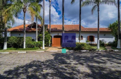 Casa alto padrão 07 suítes, piscina, churrasqueira em condomínio - vende-se em serra negra