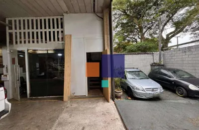 Galpão com área fabril de 400m², com mezanino de 140m2, 03 banheiros e 03 vagas