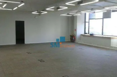 Conjunto comercial com 374m², 07 banheiros e 08 vagas - vende-se ou aluga-se na cidade monções