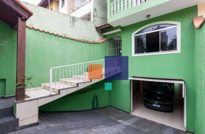 Sobrado a venda com 222m², com 3 quartos, 3 banheiros, sendo uma suite e 4 vagas - no parque das nações