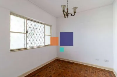 Sobrado a venda com 150m², 3 quartos, 2 banheiros e 2 vagas - cambuci