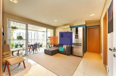 Apartamento a venda com 107m²,  3 quartos, 4 banheiros, sendo 1 suite e 2 vagas - vila andrade
