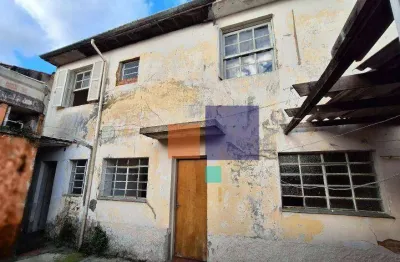 Casa 175m² com 4 dormitórios, 3 banheiros e 4 vagas - vende-se no bosque da saúde