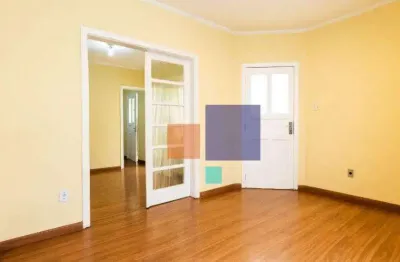 Sobrado a venda com 154m², 4 quartos, 3 banheiros - bela vista