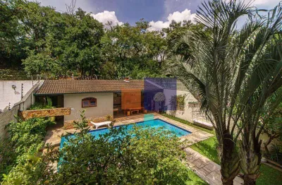 Casa alto padrão 560m² com 4 dormitórios (2 suítes) e 8 vagas - vende-se no city américa