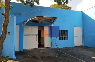 Casa + galpão 260m² com 5 dormitórios, 5 banheiros e 4 vagas - aluga-se na vila mascote