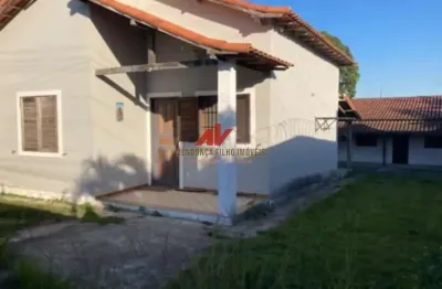 Casa linear com amplo terreno 450m2 - escritura e rgi