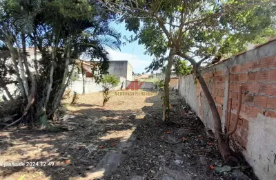Terreno à venda na Vila Capri, Araruama 