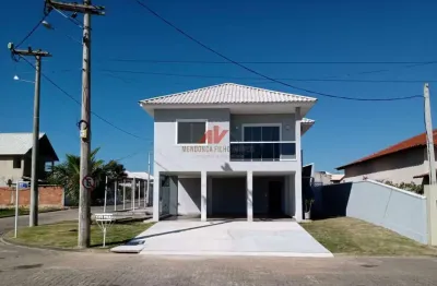 Casa em condomínio com total infraestrutura de lazer e segurança