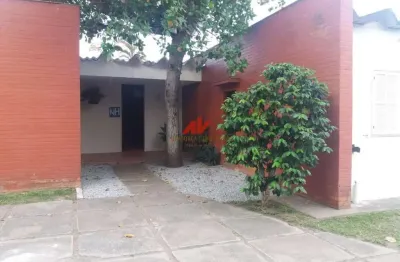 Casa com 6 quartos à venda em Bananeiras, Araruama 