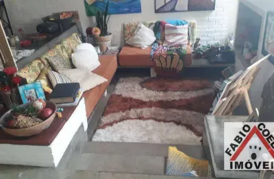 Sobrado com 3 dormitórios à venda, 212 m² por R$ 680.000,00 - Campo Grande - São Paulo/SP