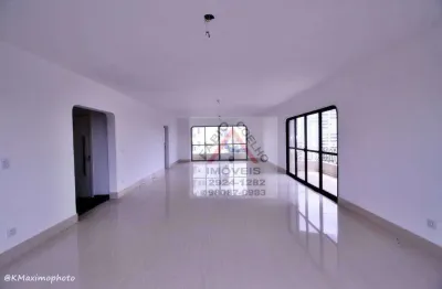 Amplo apartamento com 329 m² ,4 dormitórios.alto padrão no alto da boa vista.agende sua visita com um de nossos corretores ainda hoje.