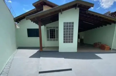 Casa com 3 quartos à venda na Vila Central, Assis 