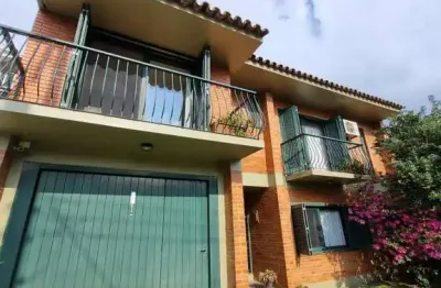 Casa para venda em pelotas, zona norte, 3 dormitórios, 1 suíte, 4 banheiros, 2 vagas