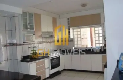Casa com 3 quartos à venda na presidente dutra, 13, jardim presidente, goiânia por r$ 680.000