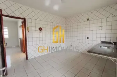 Casa em condomínio fechado com 3 quartos à venda na vital brasil, 3, parque anhangüera, goiânia por r$ 450.000