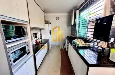 Casa com 3 quartos à venda na Rua Presidente Epitácio Pessoa, 3, Jardim Presidente, Goiânia por R$ 430.000
