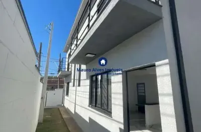 Casa com 2 quartos para alugar na Vila Sud Menuci, Mogi das Cruzes , 61 m2 por R$ 2.850
