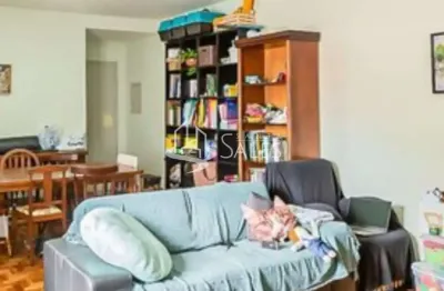 Pinheiros, apto 86m², 2 dormitórios, living amplo, 2 banheiros,1 vaga.