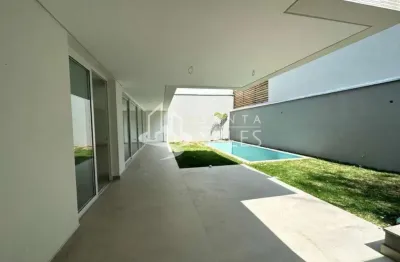 Condomínio de luxo em são paulo-sp, campo belo: casa com 4 suítes, 4 vagas e 4.510m² de área! aproveite esta oportunidade única!
