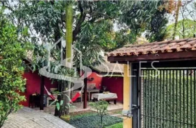 Casa à venda na vila irmaos arnoni, são paulo-sp: 4 quartos, 2 suítes, 3 salas, 4 banheiros, 3 vagas, 205m². confira!