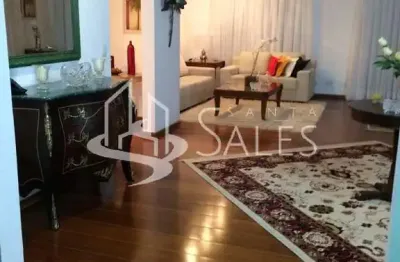Luxuoso apartamento à venda na vila andrade, são paulo-sp, com 4 quartos, 4 suítes, 5 banheiros, 4 vagas de garagem e 240m² de área.