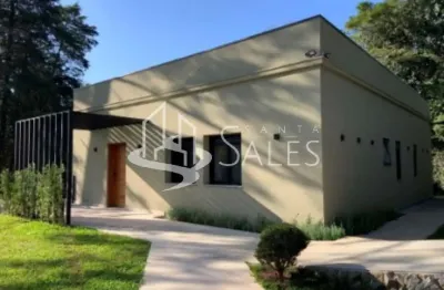 Casa em condomínio de luxo com 6 suítes no bosque dos eucaliptos, atibaia-sp: 405m², 4 salas e 6 vagas de garagem!