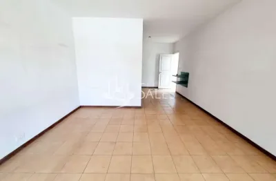 Casa assobradada de alto padrão na vila clementino, são paulo-sp: 3 quartos, 1 sala, 2 banheiros, 3 vagas de garagem, 145m².