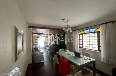 Casa de luxo à venda em são paulo-sp no alto da lapa: 3 quartos, 3 suítes, 2 salas, 4 banheiros, 2 vagas de garagem, 200m².