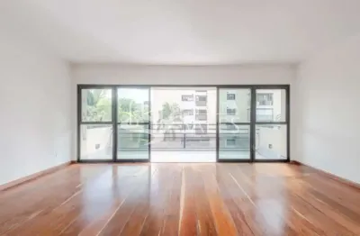 Apartamento de luxo à venda em são paulo-sp - real parque: 3 quartos, 3 suítes, 3 salas, 4 banheiros, 3 vagas, 240m². venha conferir!