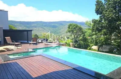 Casa de luxo em condomínio: 3 quartos, 3 suítes, 2 salas, 5 banheiros, 6 vagas, 285m² em itapetininga, atibaia-sp.