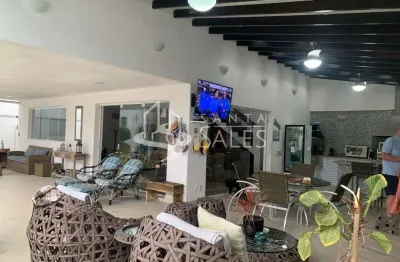 Impecável mansão de luxo em condomínio no jardim acapulco, guarujá-sp: 6 quartos sendo 6 suítes, 2 banheiros, 6 vagas, 525m².