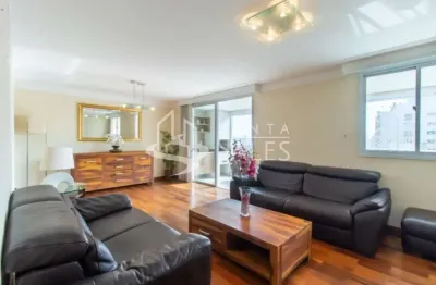 Imperdível oportunidade de adquirir apartamento de luxo em moema com 4 quartos, 4 suítes e 143m²!