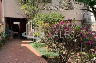 Luxuosa casa à venda em indianópolis, são paulo-sp: 5 quartos, 3 salas, 3 banheiros, 3 vagas de garagem, 235 m² de área.