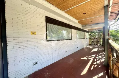Casa assobradada comercial à venda na vila pompéia, são paulo-sp: 3 quartos, 3 banheiros, 2 vagas de garagem - 140m².