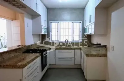 Casa com 4 quartos para alugar na Rua Aleixo Jorge, 254, Sumaré, São Paulo