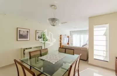 Vila Mariana: Casa de 4 quartos com 2 suítes, 2 salas e 3 vagas de garagem em São Paulo SP